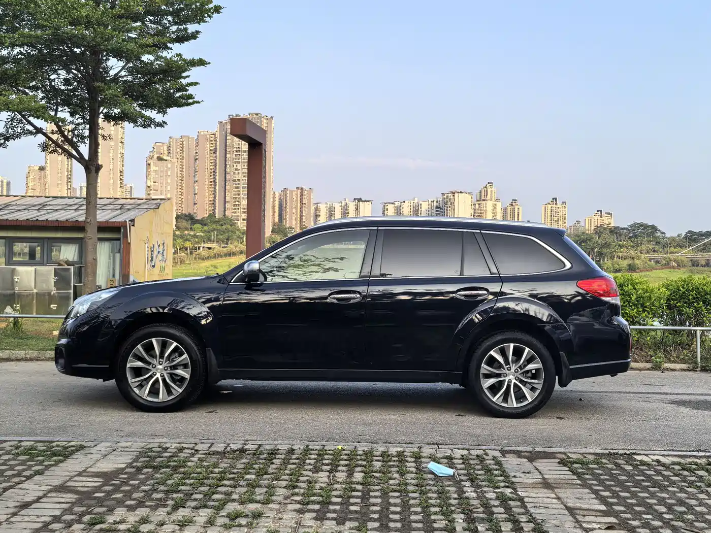 Subaru Outback 2014 2.5i Elegance Sport Edition фото 4
