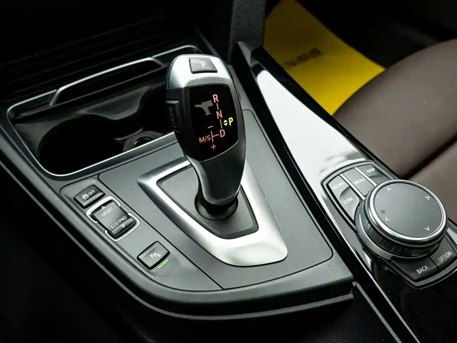 BMW 3 Series 2019 320Li Fashion Type фото 24