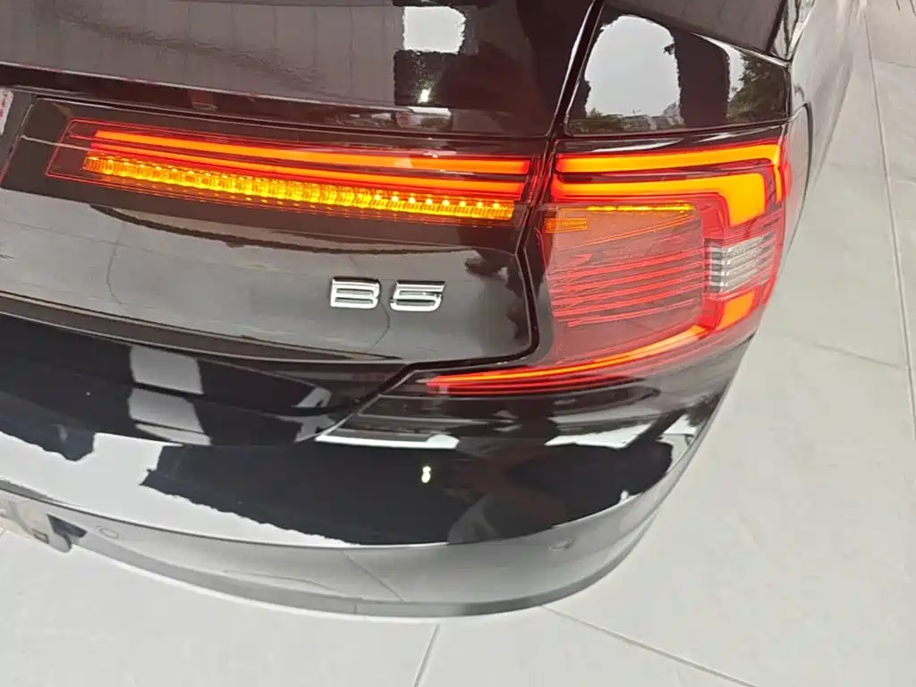 Volvo S90 2025 2025 B5 Zhiyi Luxury Edition