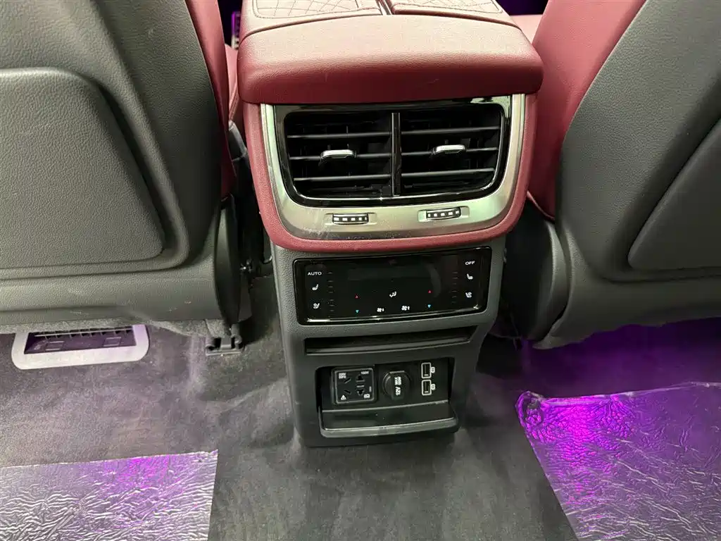 Hongqi E-HS9 2022 660km Qi Chang Edition (6-seater) фото 14