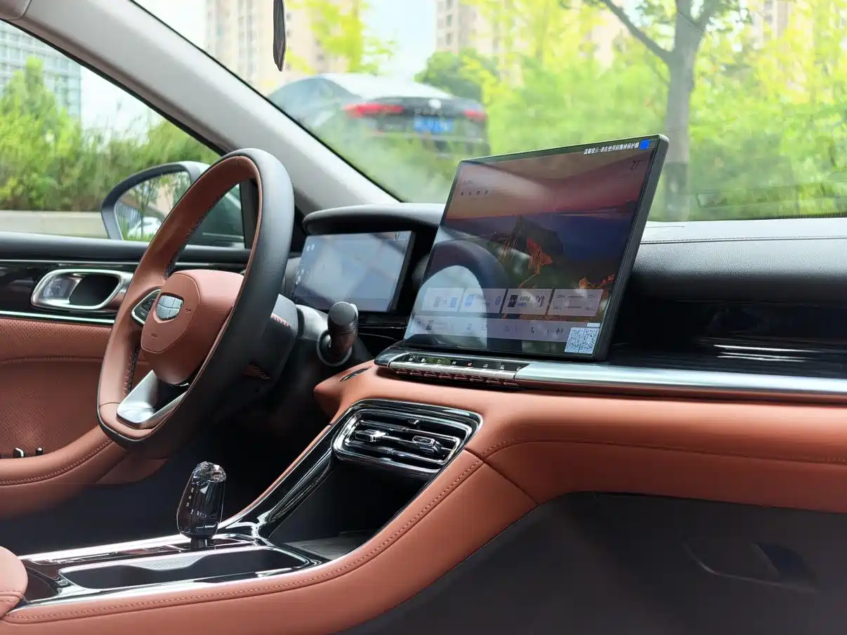 Photo 13 - Geely Emgrand