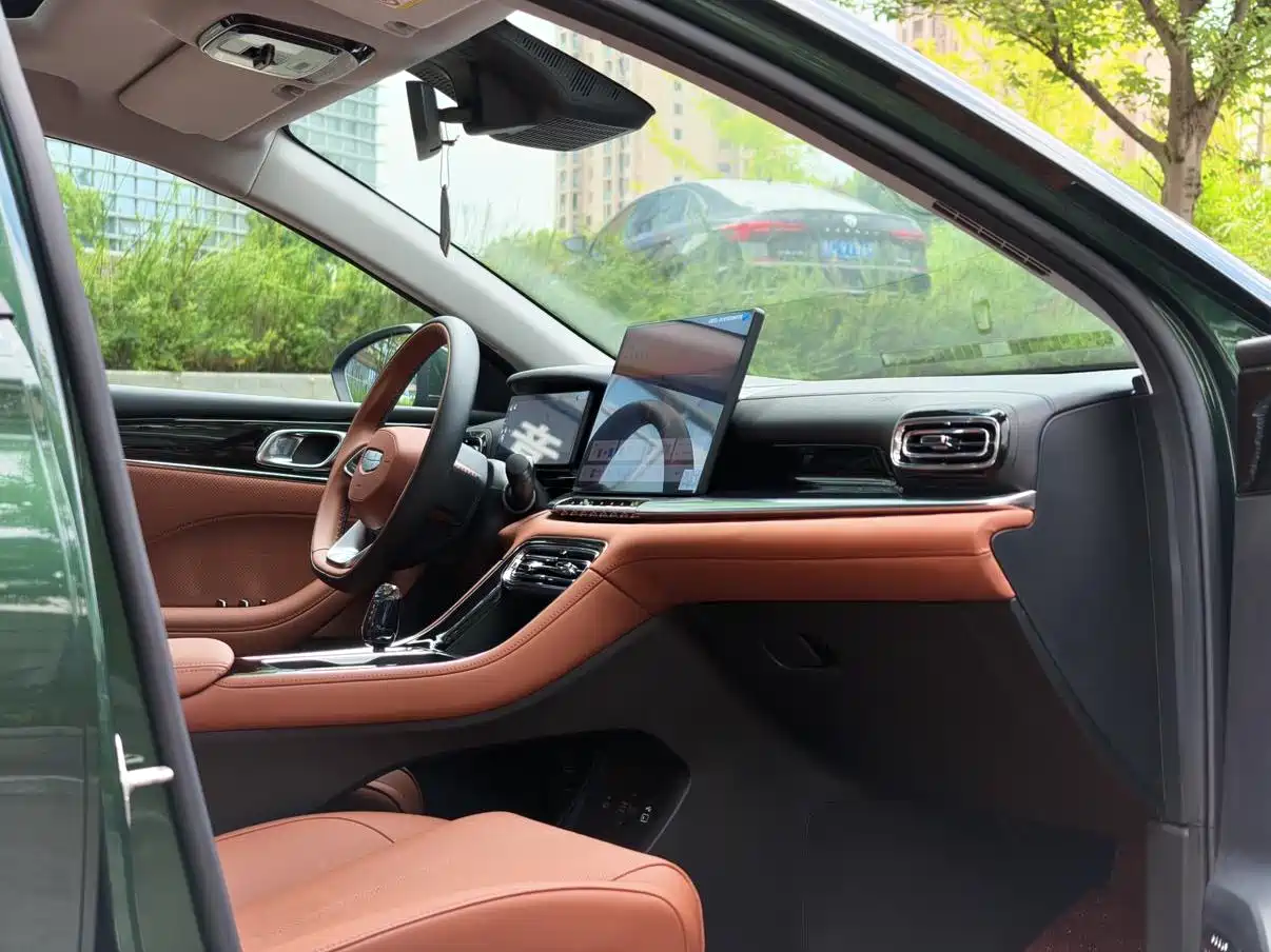 Photo 14 - Geely Emgrand