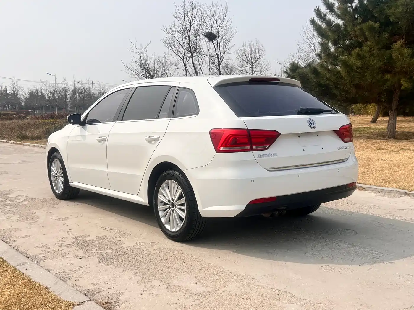Volkswagen Lavida Tour 2013 1.4TSI Automatic Comfort фото 14