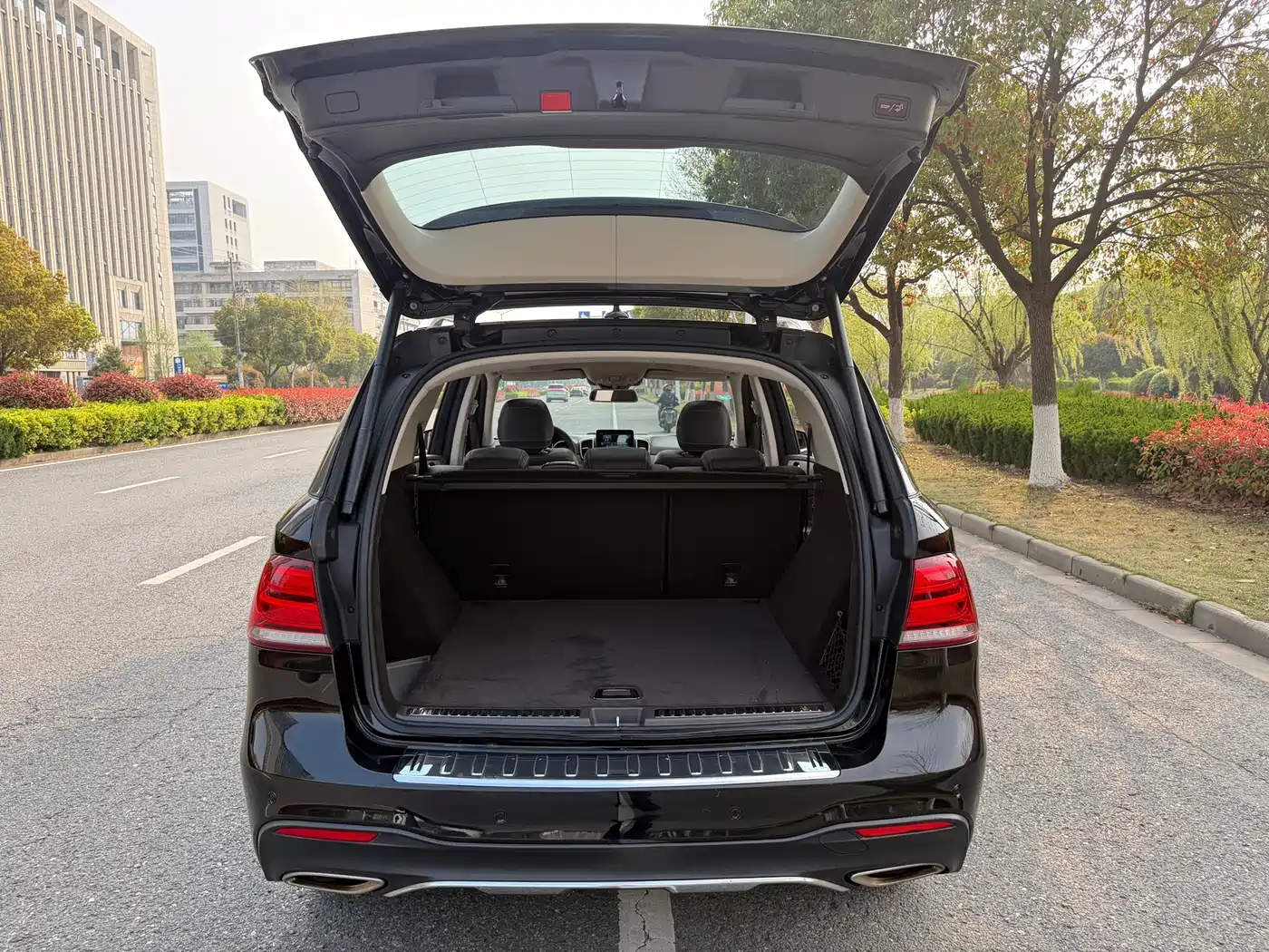 Mercedes-Benz GLE 2018 GLE 320 4MATIC Dynamic Ultimate Edition фото 15