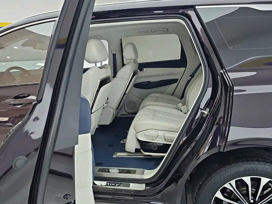 Photo 11 - Wuling Motors Wuling Victory