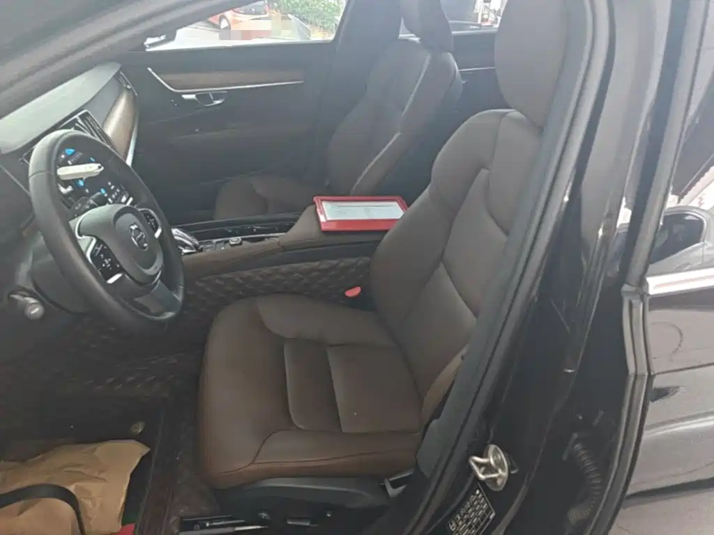 Volvo S90 2025 2025 B5 Zhiyi Luxury Edition
