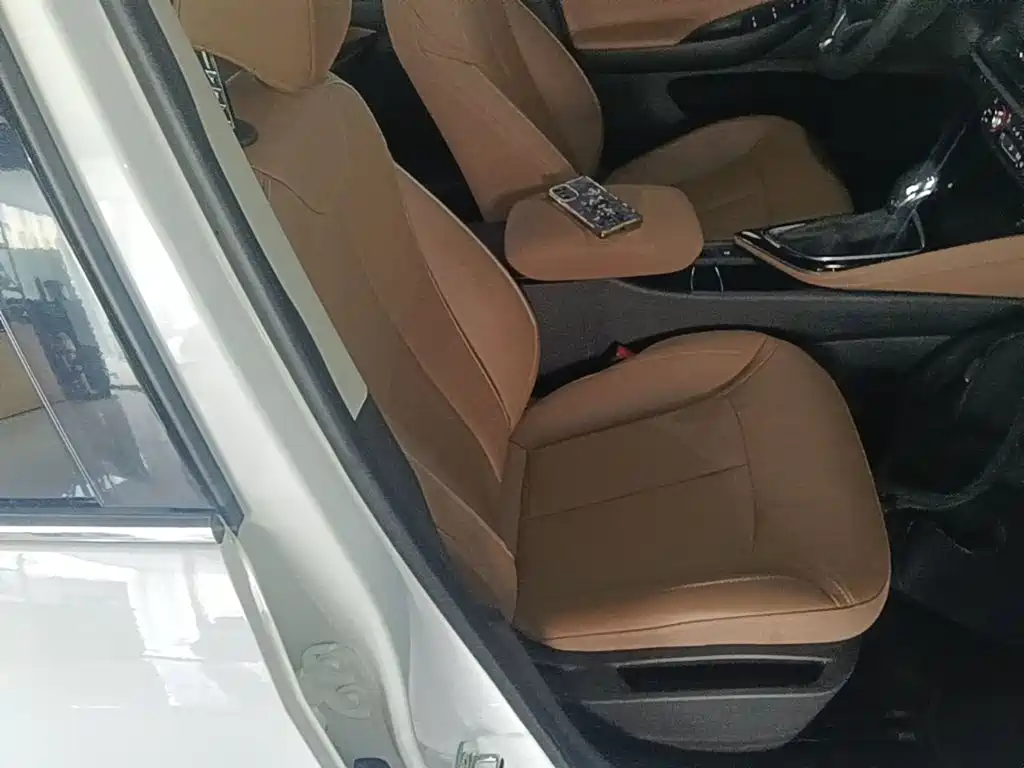 Buick GL6 2022 2021 323T Mild Hybrid Connected Luxury