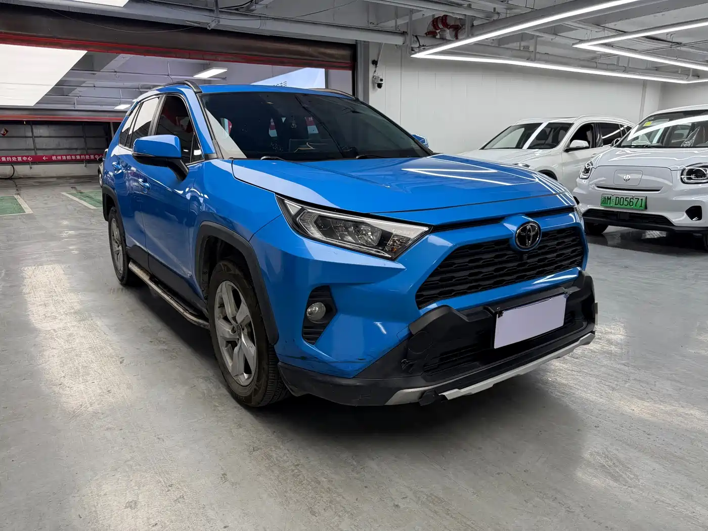 Toyota RAV4 Rongfang 2020 2.0L CVT 2WD Trend Edition фото 3