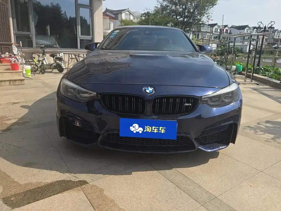 Photo 2 - BMW M4