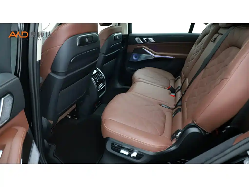 BMW X7 2024 2023 xDrive40i Leading Luxury Package