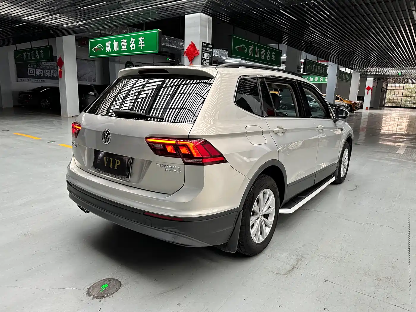 Volkswagen Tiguan L 2018 330TSI Automatic 2WD Trend Edition фото 7