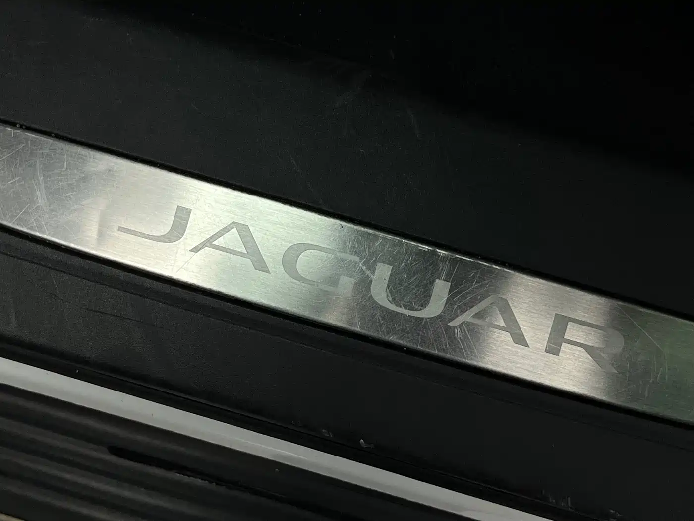 Photo 9 - Jaguar F-PACE