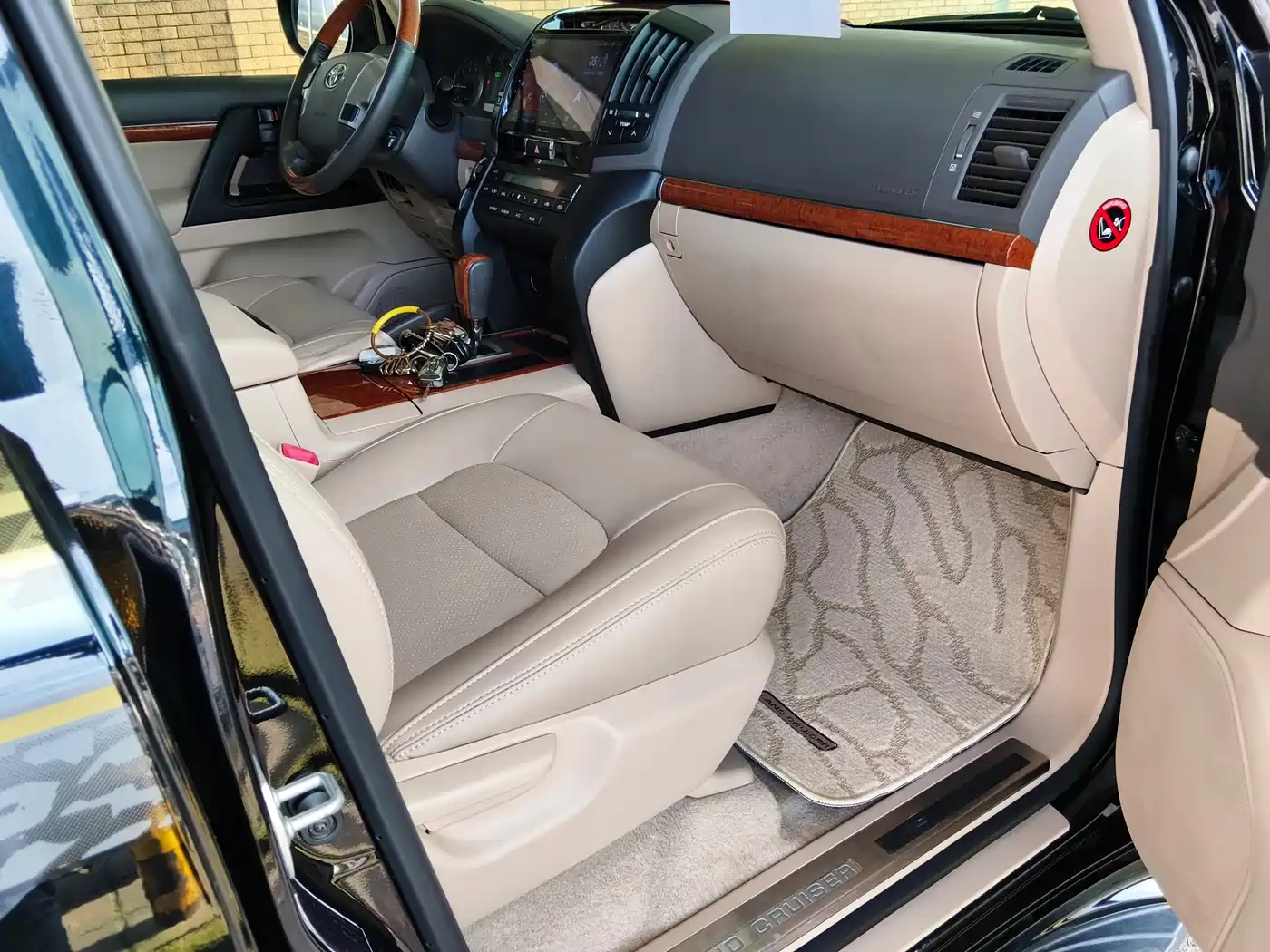 Toyota Land Cruiser (Import) 2016 2015 4.0L V6 Middle East Limited Edition