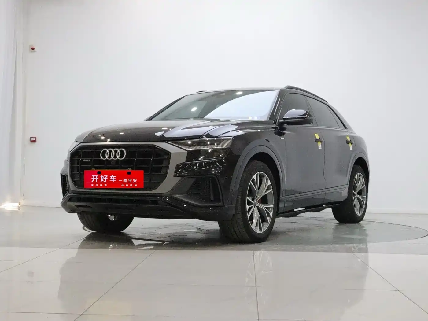 Audi Q8 2019 — пригон из Китая