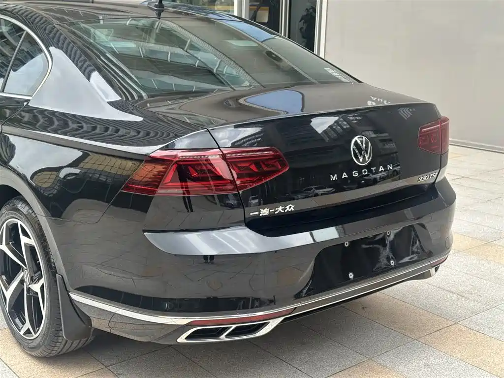 Volkswagen Magotan 2023 2 Million Units Anniversary Edition 330TSI DSG Leading Type фото 16