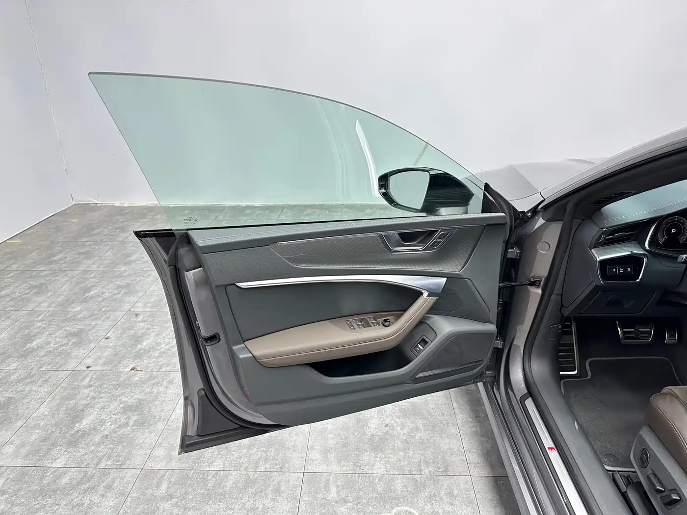 Audi A7L 2022 45 TFSI quattro S-line Wind Rider фото 15