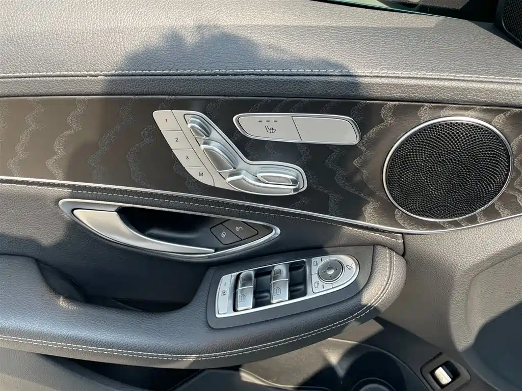 Mercedes-Benz C-Class 2020 Facelift C 260 L Sport фото 4