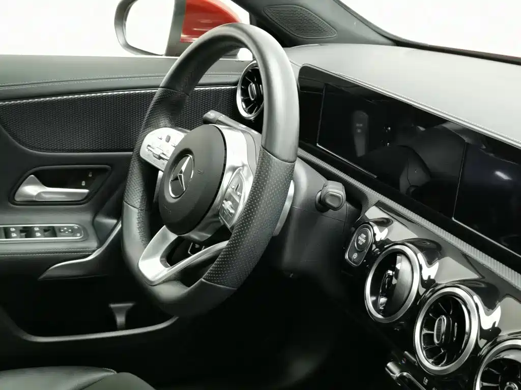 صورة 22 - Mercedes-Benz A-Class