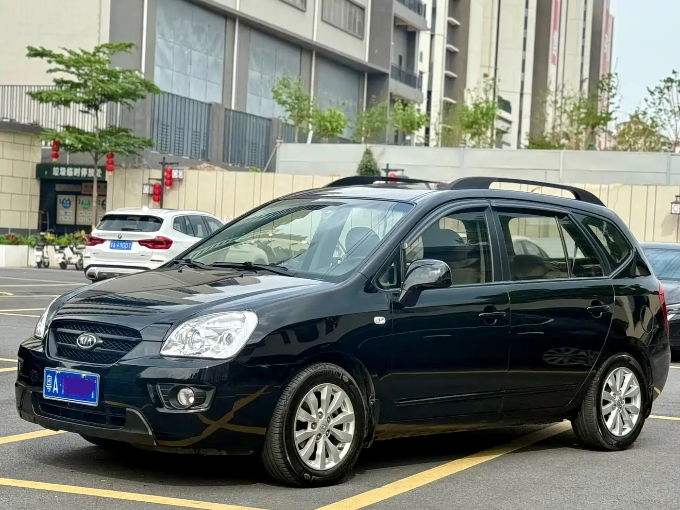 Kia Carens 2011 2.0L 7-Seater Automatic Luxury фото 4