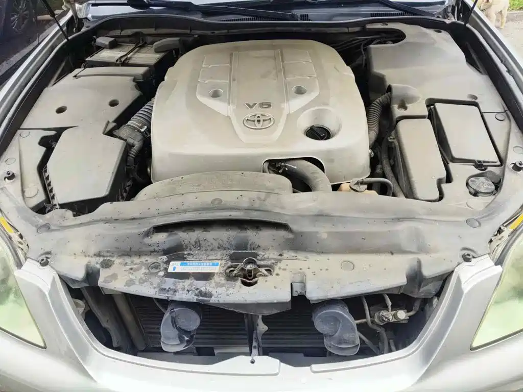 صورة 9 - Toyota Crown