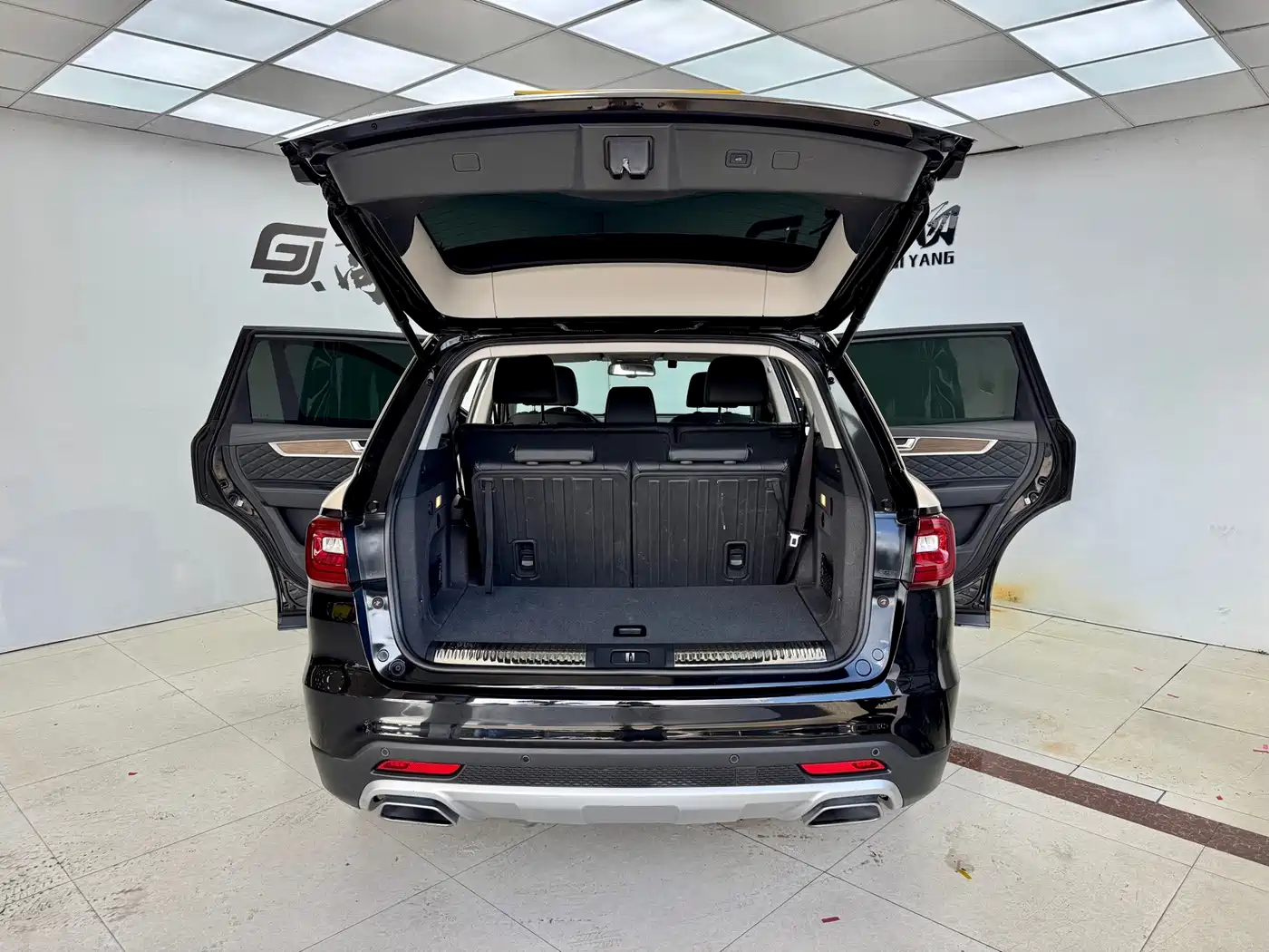 Hongqi HS7 2023 2022 2.0T DCT 2WD ZhiLian QiXiang Edition 7-seater