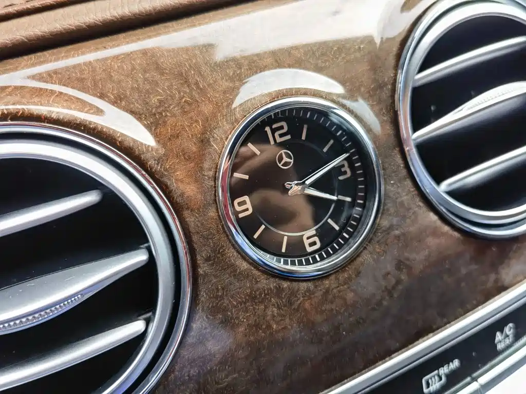 Фото 32 - Mercedes-Benz S-Class