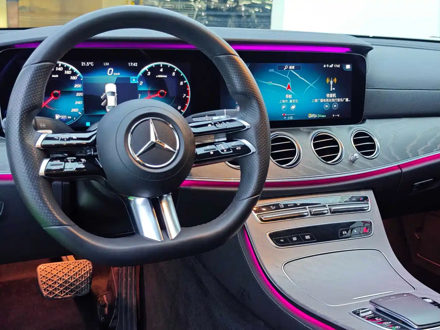 Mercedes-Benz E-Class 2021 E 300 L Luxury фото 9