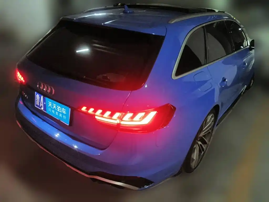 Audi RS4, миниатюра 2