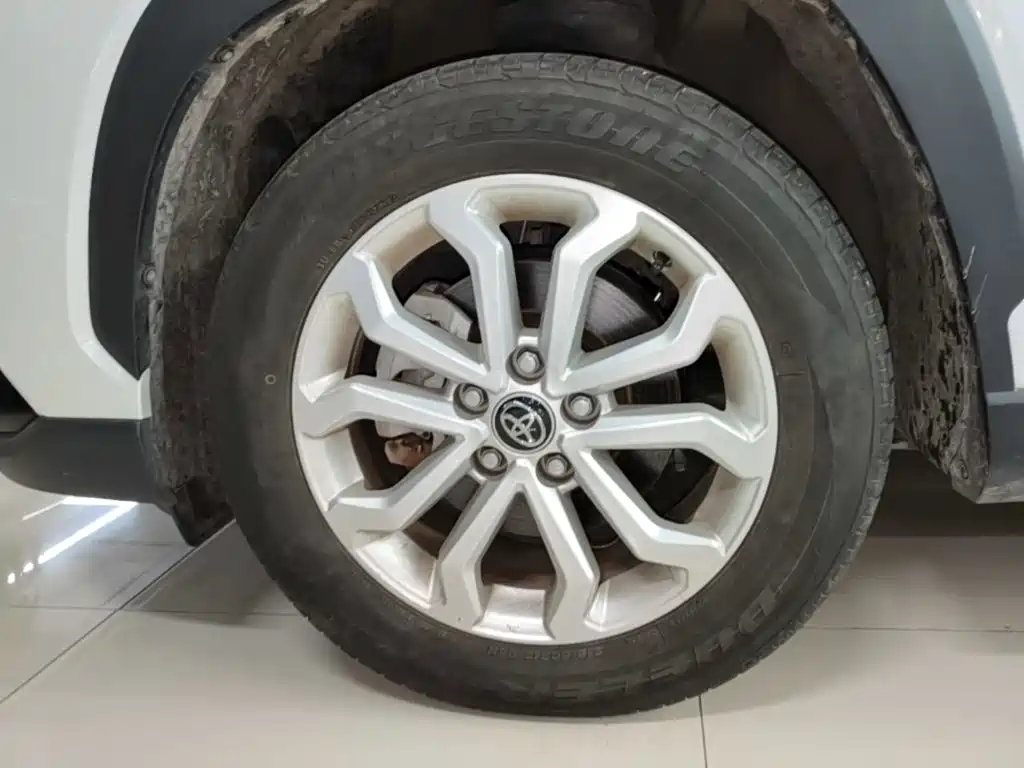 Toyota Frontlander 2025 2024 2.0L CVT Elite Plus Edition