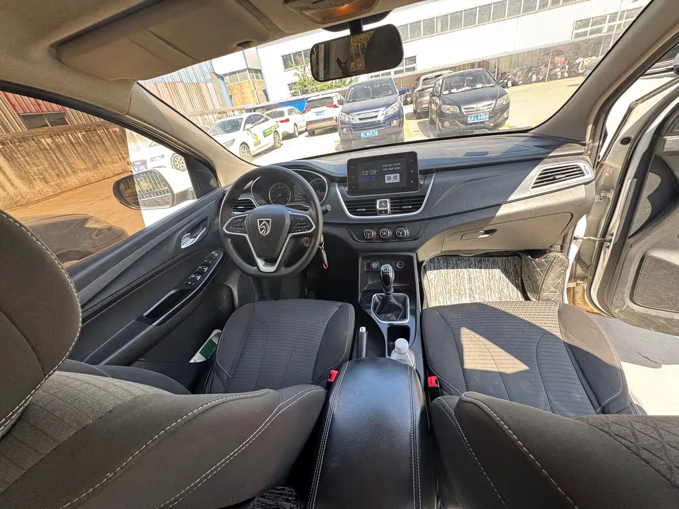 Baojun 730 2022 2021 1.5L Manual Fashion 7-Seater