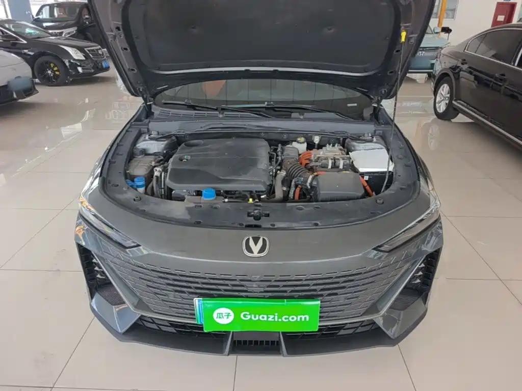 Changan UNI-V iDD 2023 2023 ZhiDian iDD 1.5T 113km Smart Fun Edition