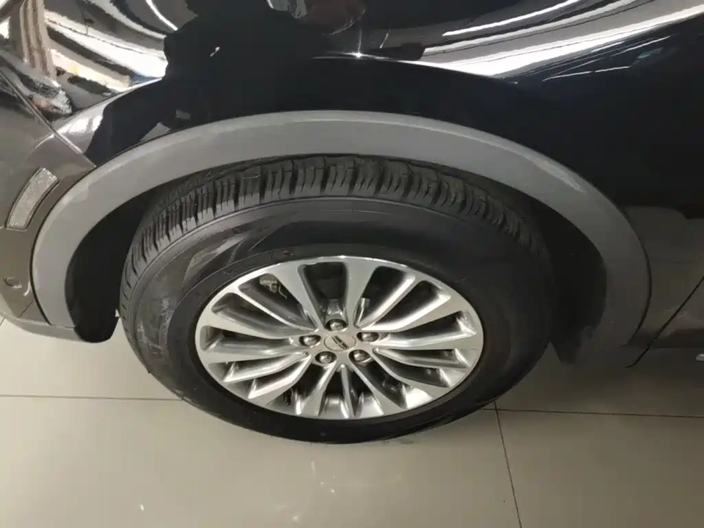 صورة 23 - Lincoln MKX