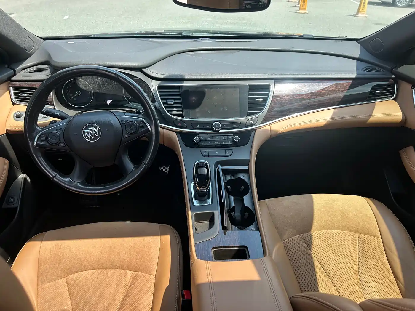Фото 15 - Buick LaCrosse