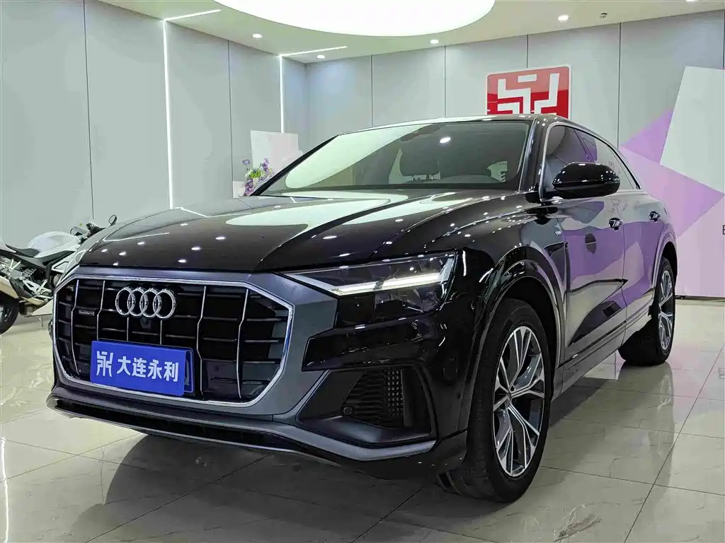 Audi Q8 2019 — пригон из Китая