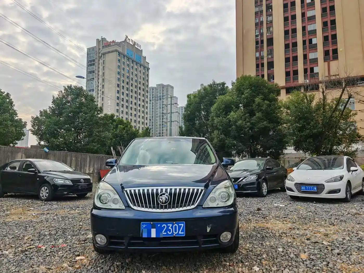 Buick GL8 2014 2.4L Classic Edition фото 2