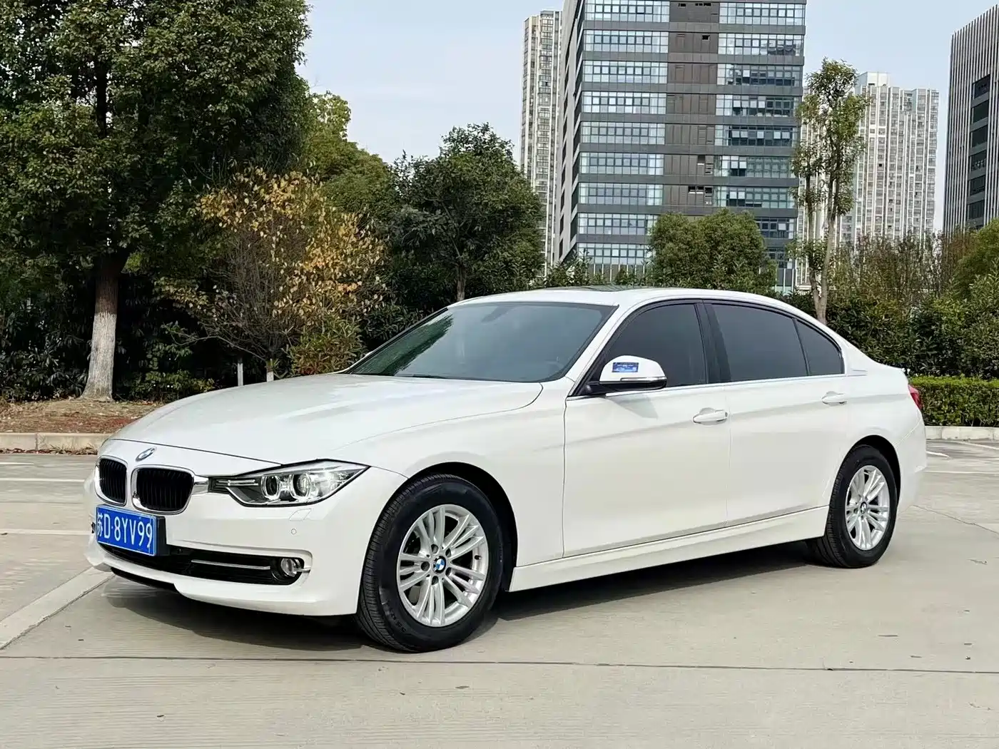 BMW 3 Series 2014 320Li Fashion фото 2