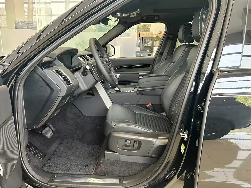LAND ROVER DISCOVER