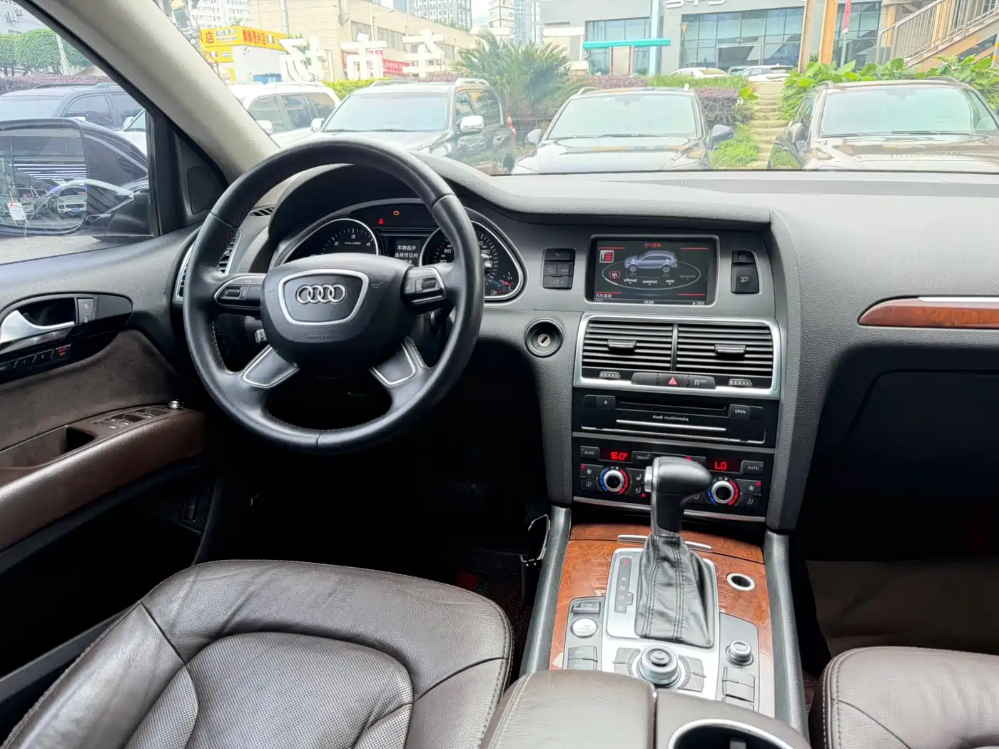 Audi Q7 2012 3.0 TDI Leading Edition фото 8