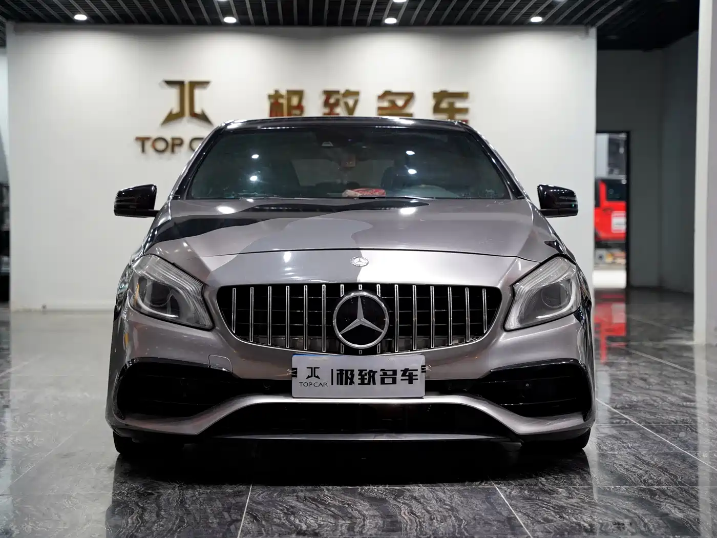 Mercedes-Benz A-Class AMG (Import) 2014 AMG A 45 4MATIC фото 2