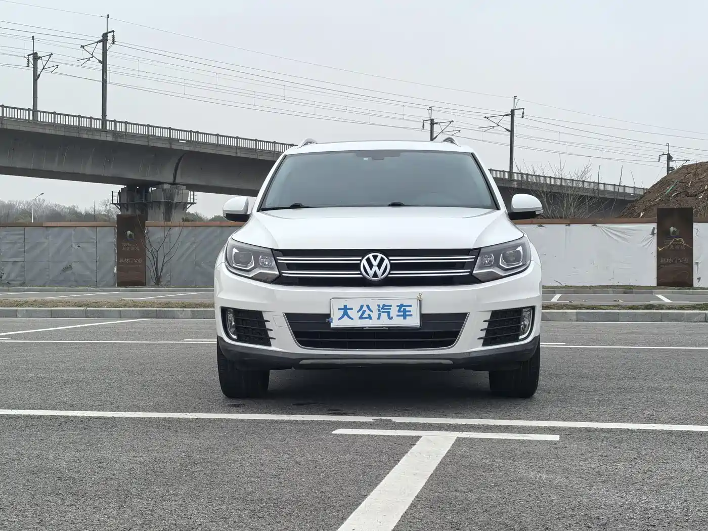 Volkswagen Tiguan 2016 Model 300TSI Automatic 4WD Luxury Edition фото 2