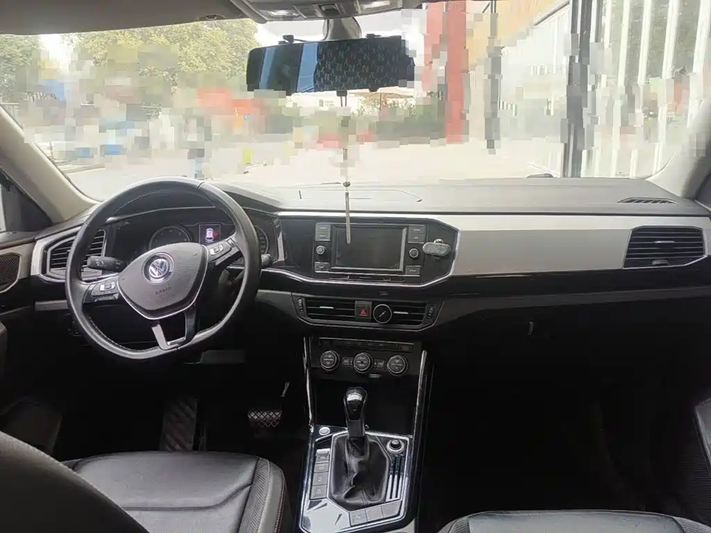 صورة 11 - Volkswagen Tayron
