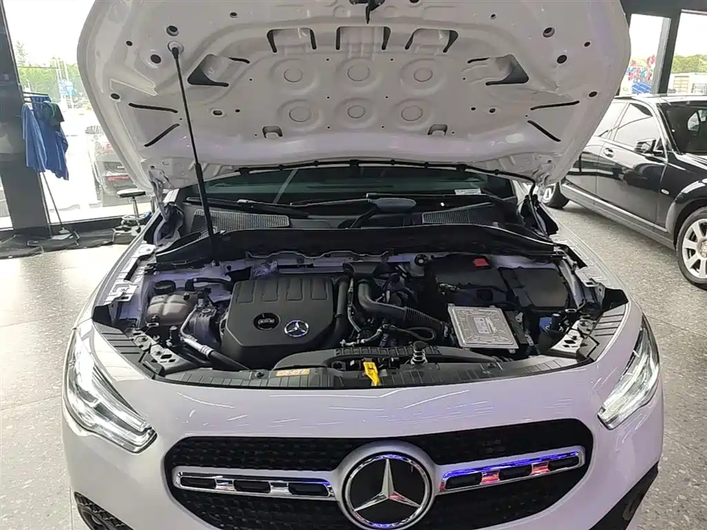 Mercedes-Benz GLA 2022 Facelift GLA 200 фото 20