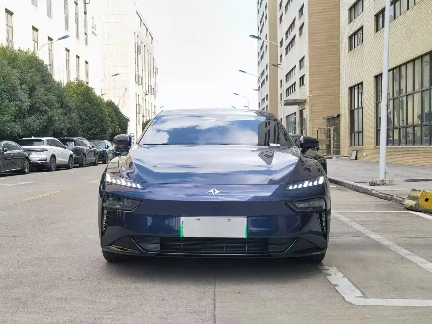 Dongfeng Yipai eπ007 2024 2024 Model 200Pro Range Extender Version