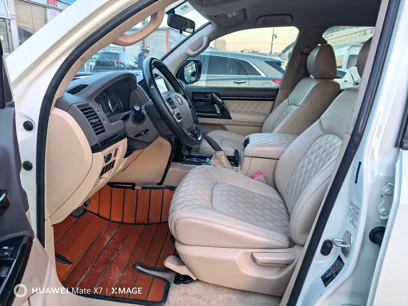Toyota Land Cruiser (Import) 2015 2015 4.0L V6 Middle East Limited Edition
