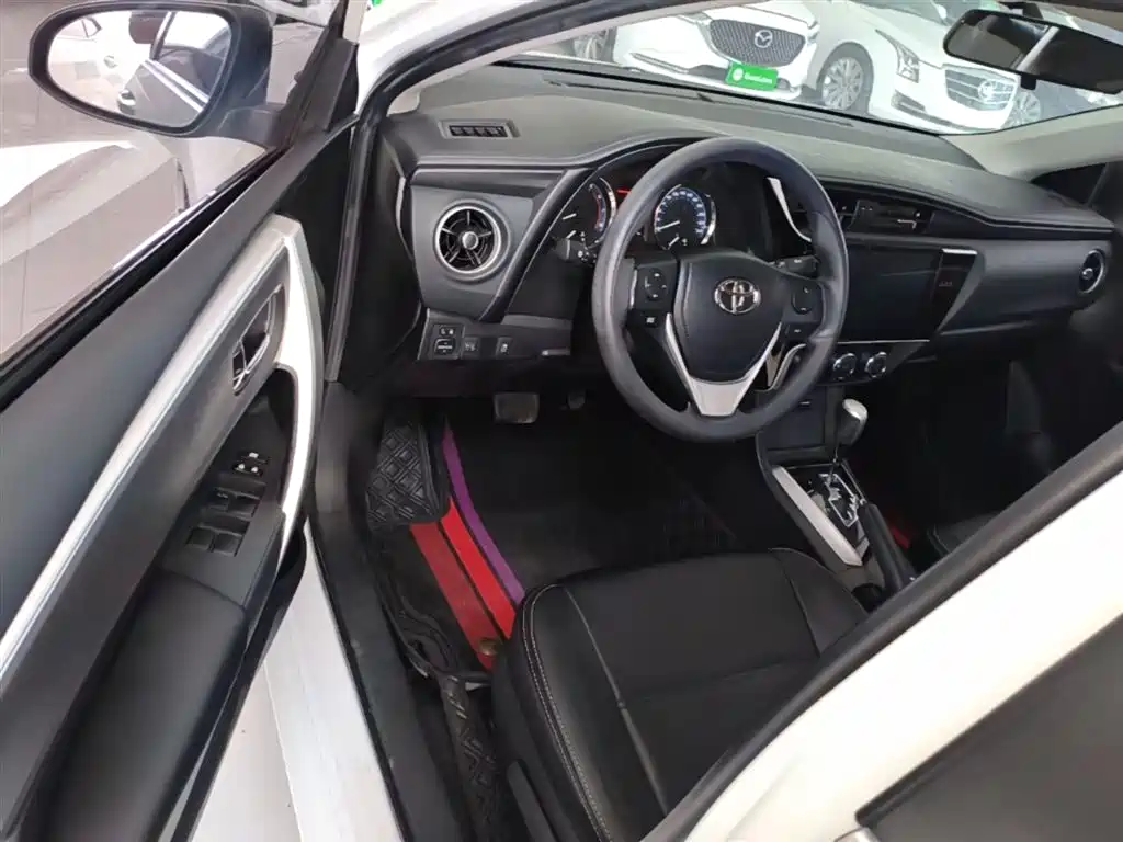 Toyota Corolla 2017 Facelift 1.2T S-CVT GL-i фото 16