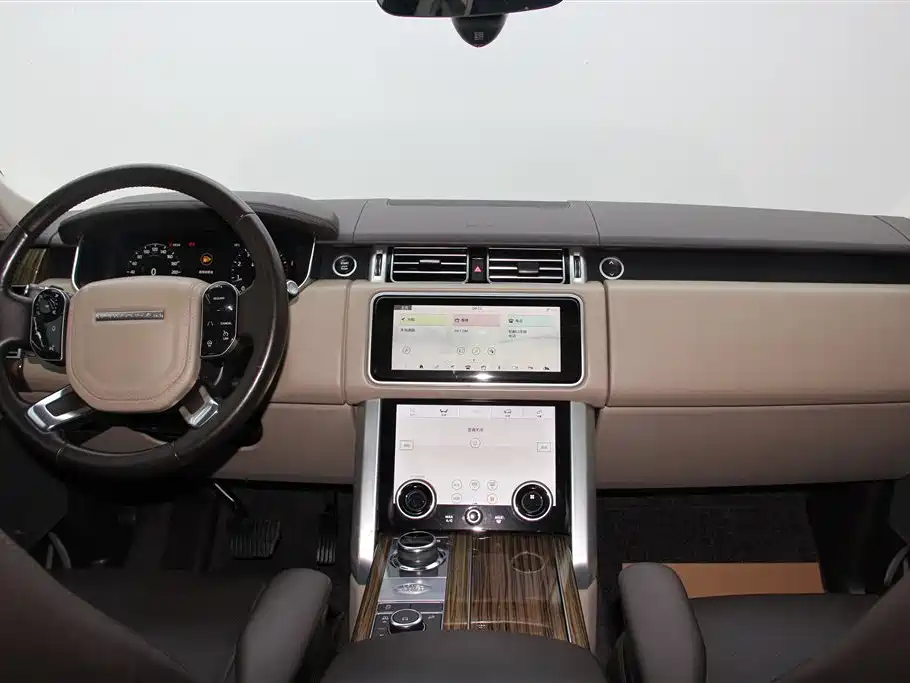 Land Rover Range Rover 2018 3.0 SC V6 Vogue Heritage Extended Edition фото 30