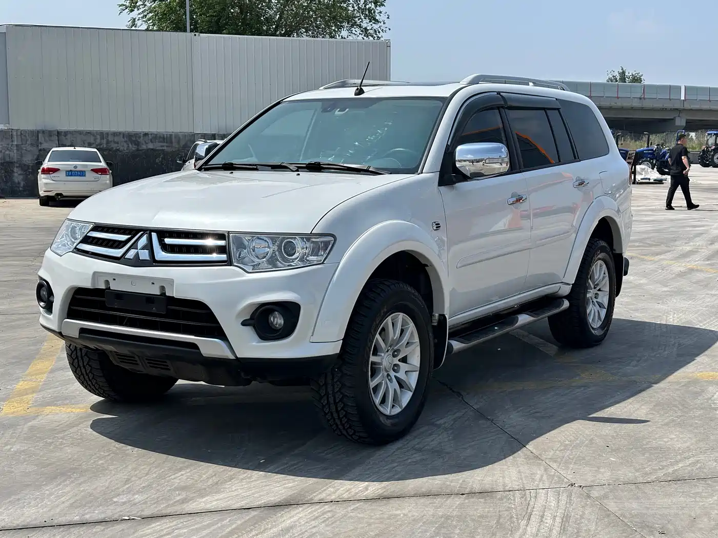 2017 Mitsubishi Pajero Sport