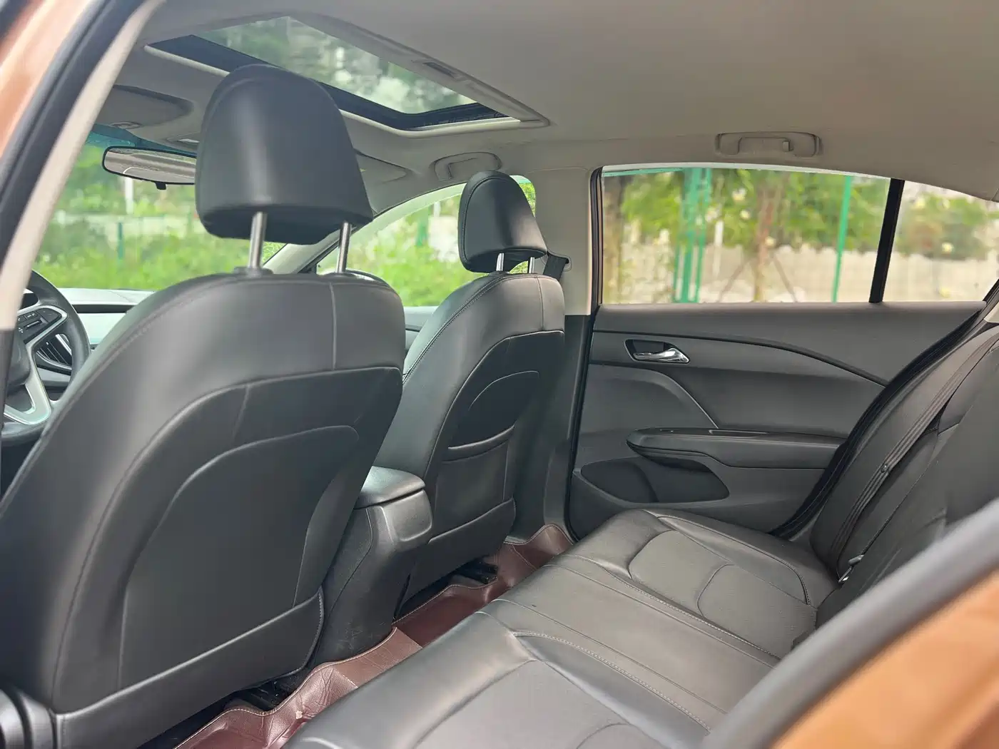 Chevrolet Cavalier 2018 320 Auto Enjoy Sunroof Edition фото 6