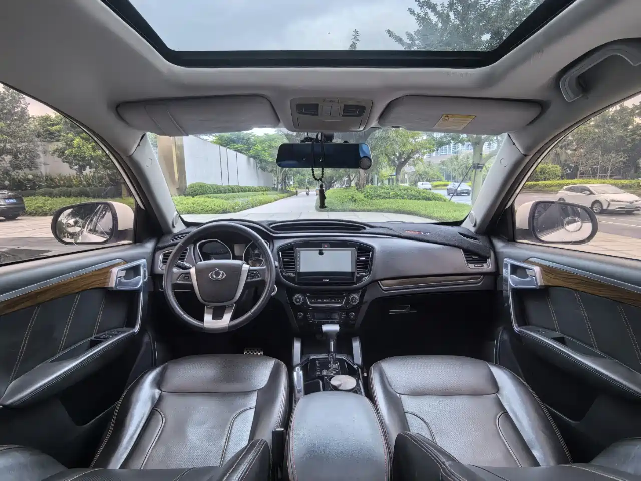 Фото 5 - Geely GX7