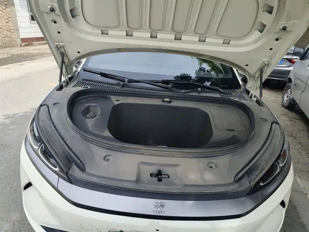 BYD Qin L 2025 EV 470KM Leading Edition фото 11